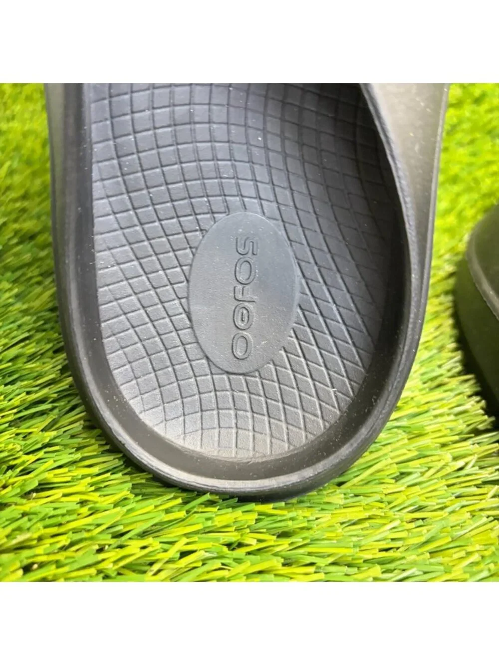 OOFOS OOcloog Clog Mens Size 11 Black Beach Outdoor Slip On Recovery Sandals
